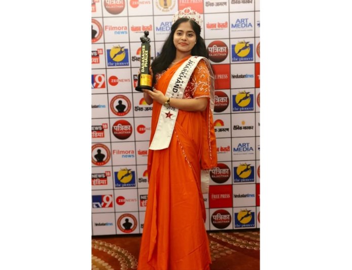 Jahnavi Jasmin Crowned Forever Star India Mrs. Jharkhand & Deoghar 2025